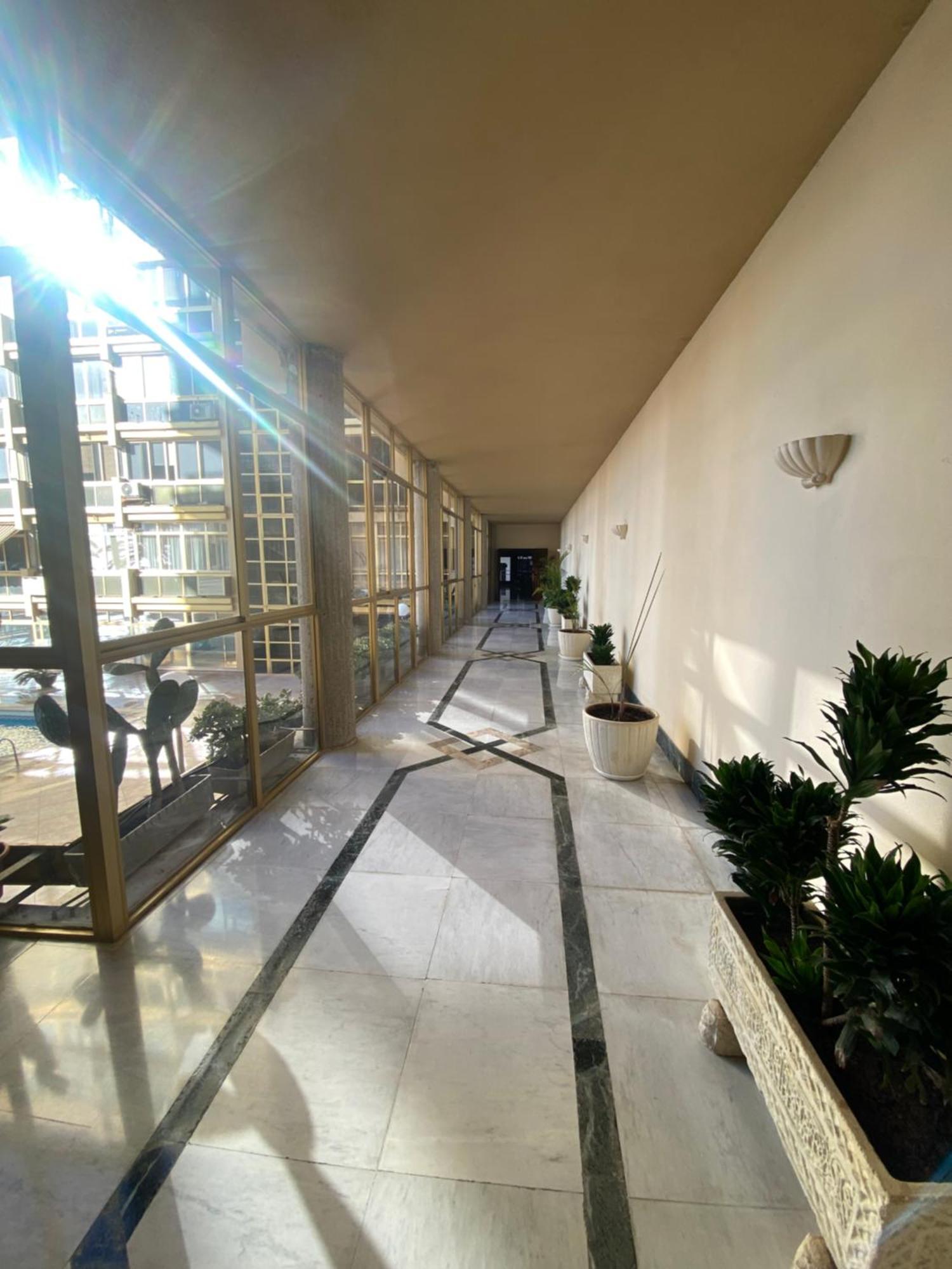 Marbella Beachfront Edificio Mayoral Primera Linea De Playa Y Centro Ciudad Con Barco Opcional Zewnętrze zdjęcie